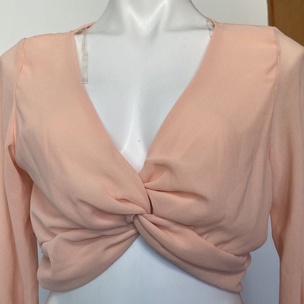 New mode crop top  - Picture 8 of 11